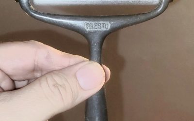 La maggior parte delle persone non riesce a capire a cosa serva questo utensile da cucina vintage.
