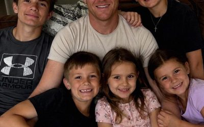 Ho cresciuto 5 figli prima di scoprire che non avrei mai potuto averne – quello che ho scoperto il giorno dopo nella mia cucina ha cambiato tutto