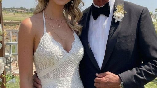 Ho sposato il ricco nonno del mio amico per via della sua eredità. La notte delle nozze, mi guardò e disse: “Ora che sei mia moglie, posso finalmente dirti la verità”.