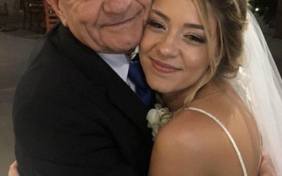La mia fidanzata ha sposato mio padre, e questo mi ha spezzato il cuore, finché non ho scoperto il sacrificio che ha fatto per me.
