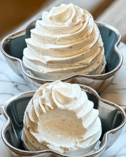 Panna montata con latte condensato zuccherato (ultra soda e a prova di errore)