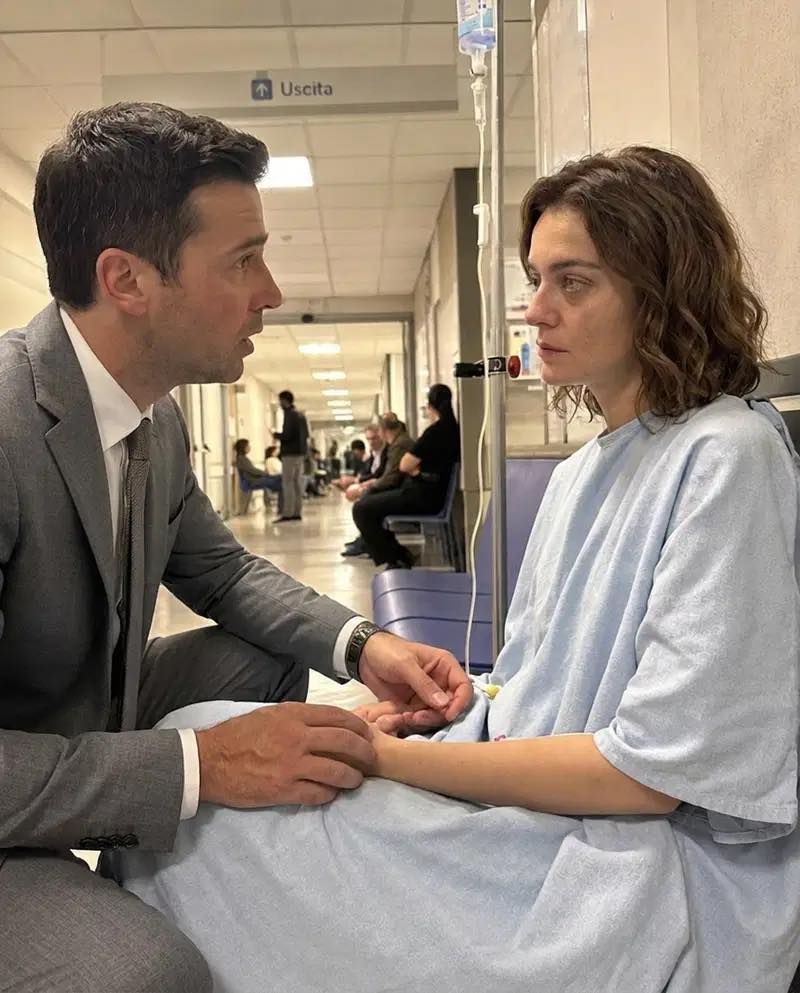 Due mesi dopo il divorzio, sono rimasto scioccato nel vedere la mia ex moglie vagare senza meta in ospedale. Quando ho scoperto la verità, sono crollato completamente.