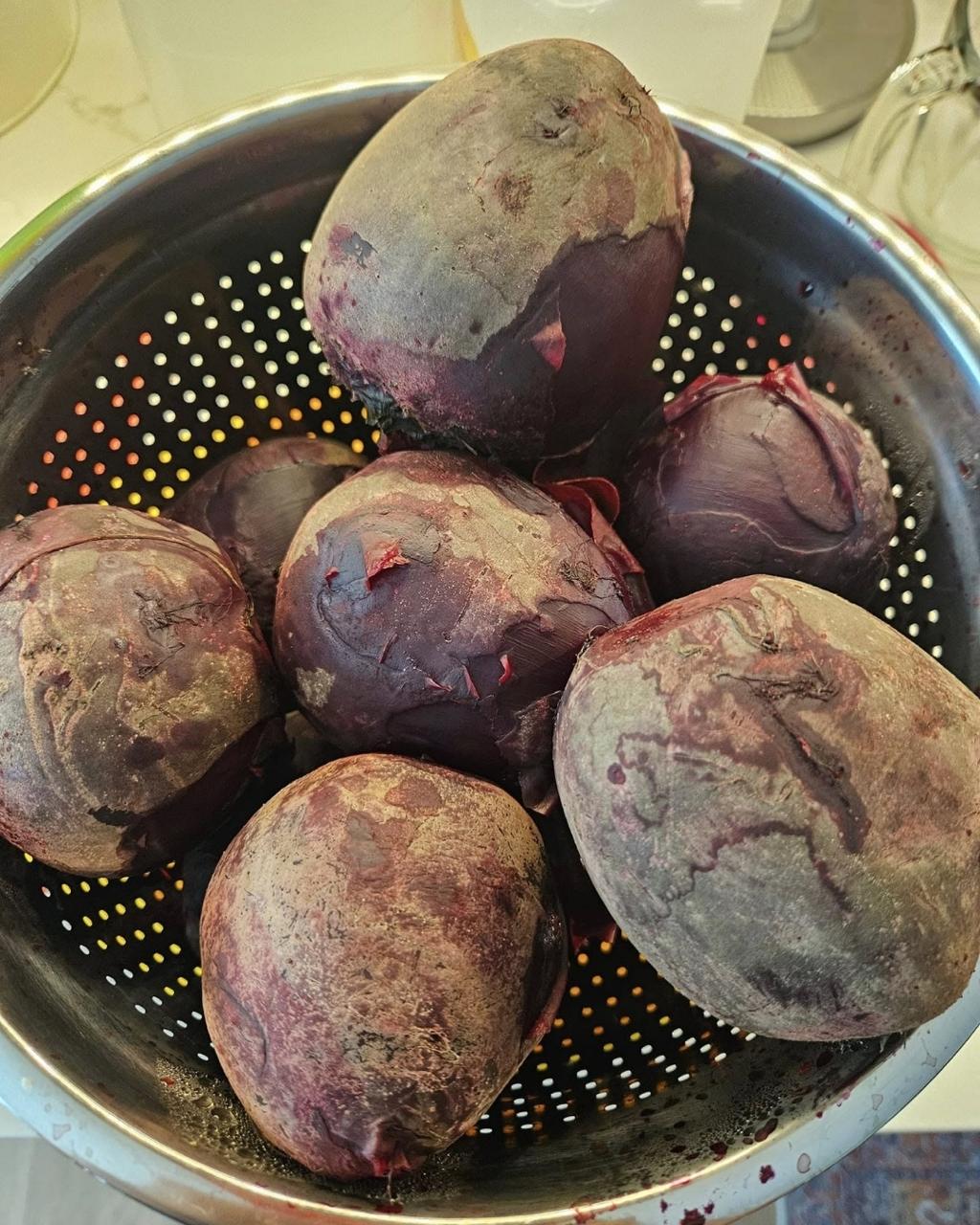 I medici rivelano che mangiare barbabietole provoca… Vedi il primo commento.