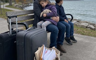 Mia figlia è stata cacciata di casa con due bambini e due valigie.