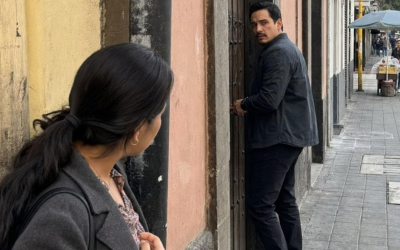 Mio marito è morto cinque mesi fa… Stamattina ho visto un uomo che gli somigliava in modo impressionante e ho deciso di seguirlo di nascosto…