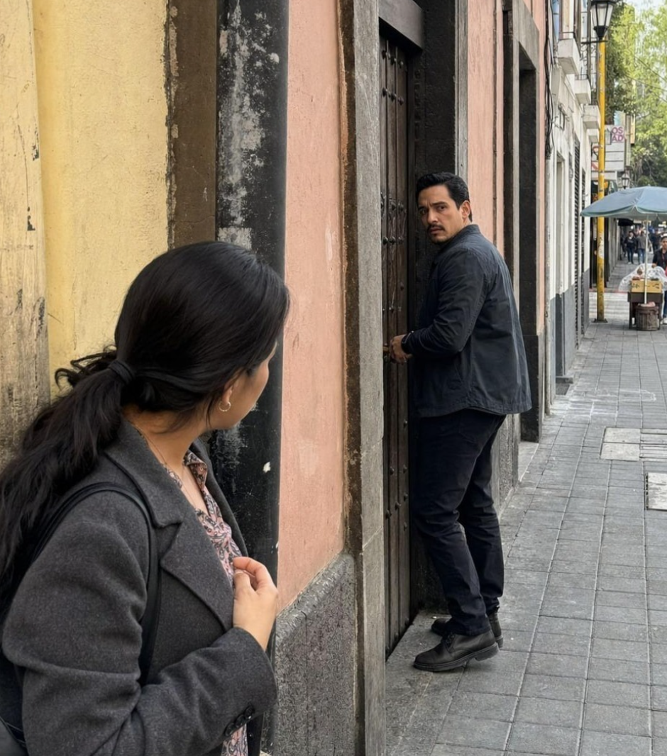 Mio marito è morto cinque mesi fa… Stamattina ho visto un uomo che gli somigliava in modo impressionante e ho deciso di seguirlo di nascosto…