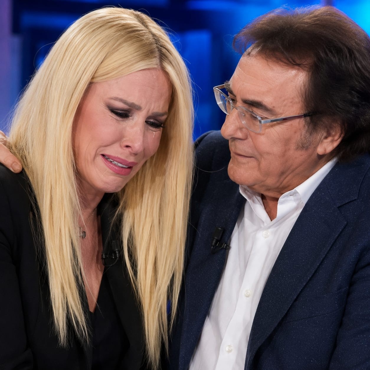 Loredana Lecciso in lacrime per Al Bano: “Steso per terra a…” (1 / 2)