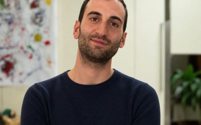 Davide, dolore alla gamba: perde la vita poco dopo (1 / 2)