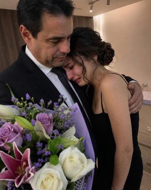 Ho ricevuto una promessa alla mia sposa per 10 anni, finché un ramo ha rivelato il segreto che aveva raccolto.