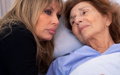 Alessandra Mussolini va a trovare la mamma malata ed accade l’imprevisto
