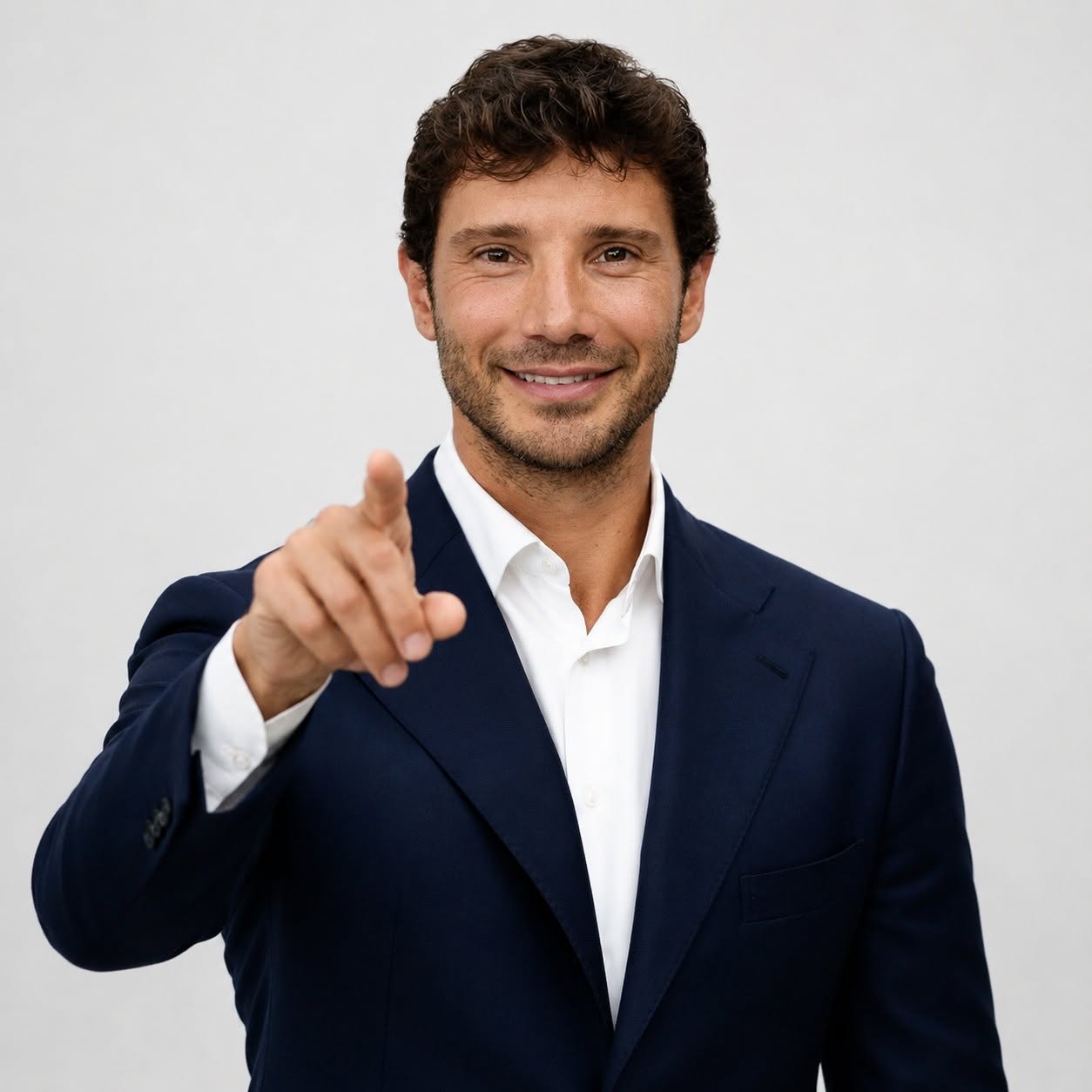 “Ha scelto lei”. Sanremo, Stefano De Martino ha deciso (1 / 2)