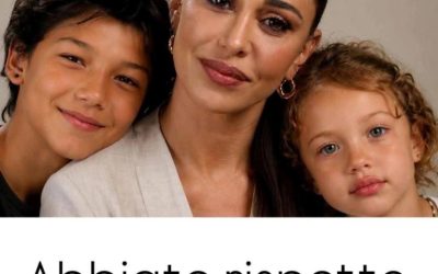 Abbiate rispetto per Belén. Perché prima della fama, dei gossip e dei commenti cattivi… esistono due bambini, Luna Mari e Santiago, che hanno bisogno della loro mamma. Hanno bisogno del suo abbraccio. Della sua voce. Del suo sorriso anche nei giorni più difficili. Eppure il mondo continua a guardarla come se il suo dolore fosse uno spettacolo da commentare….